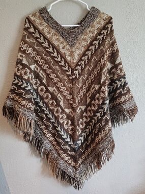 Vintage 100% Alpaca Wool Pancho Hand Knit